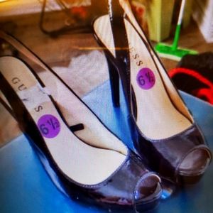 Black Guess heels
